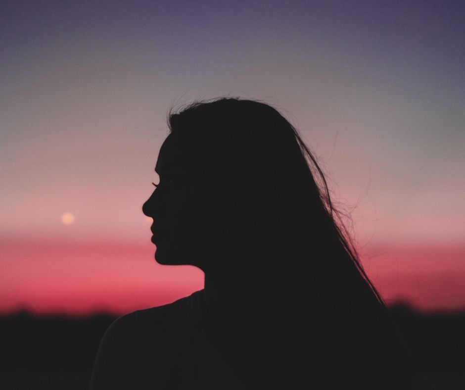 women's face silhouette 