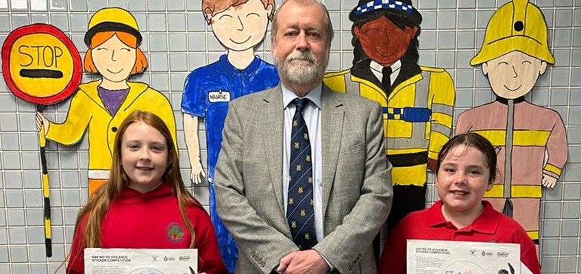 Jeff Cuthbert with competition winners