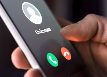 phone scam graphic