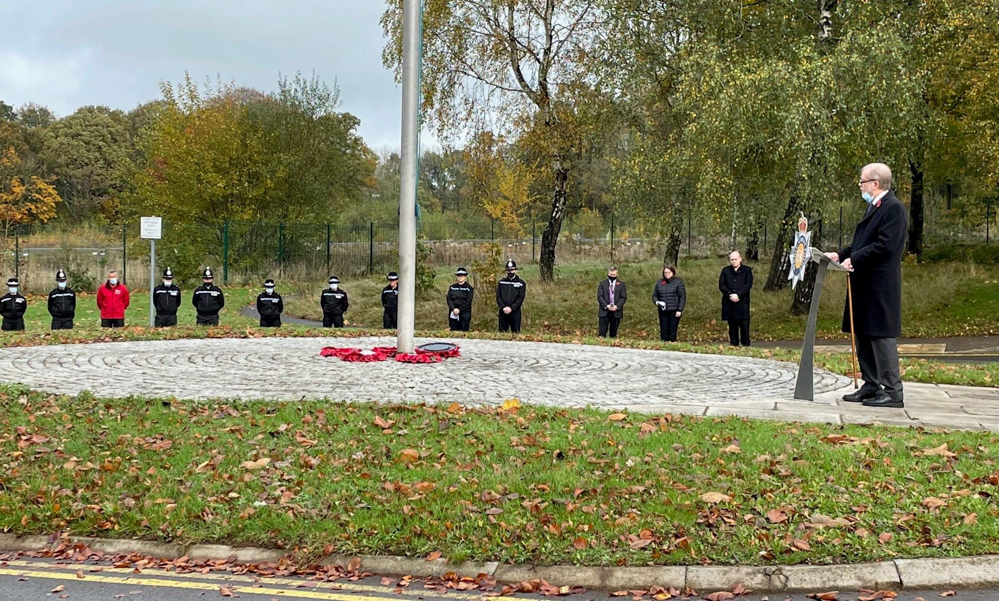Jeff Cuthbert delivering speech 